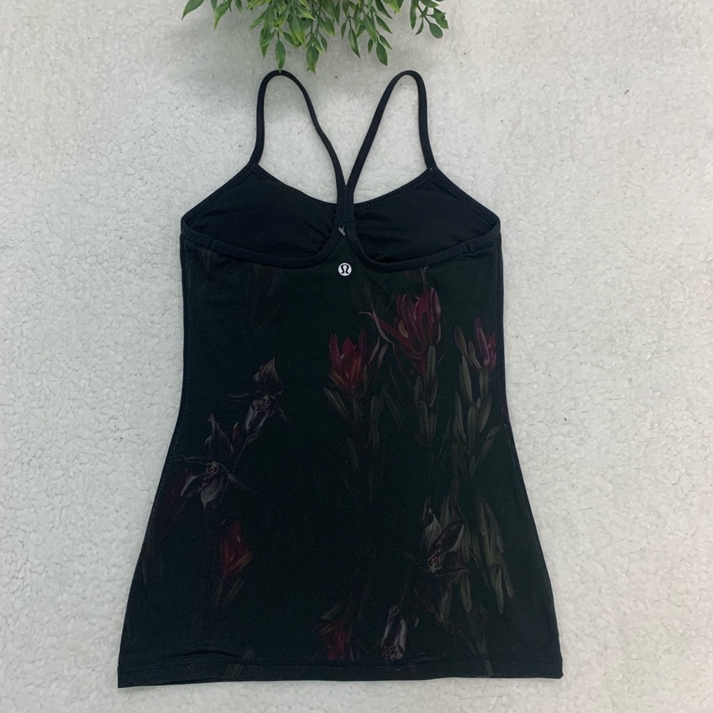 Lululemon tank top